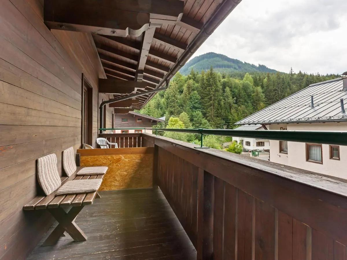 Apartment In Saalbach-Hinterglemm Near Ski Area Austria