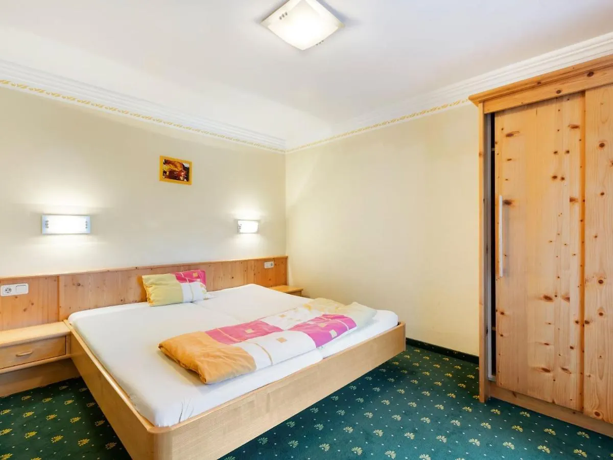 Apartment In Saalbach-Hinterglemm Near Ski Area